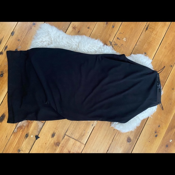 Little black dress - Picture 1 of 4